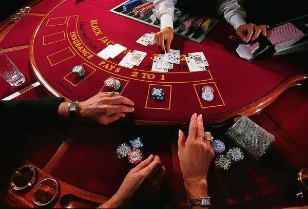 589 Sol Live Casino အနိုင်ရသောပုံ — မိုဘိုင်းဖုန်းဖြင့် ကစားနေစဉ်